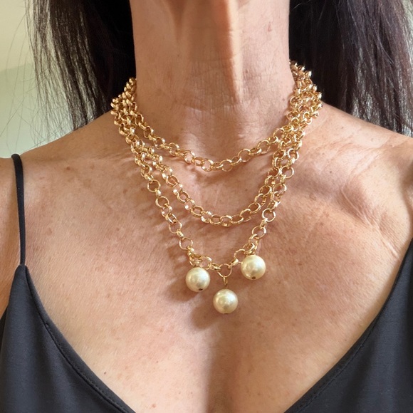 Long Elegant Adjustable Multi-Style Gold Necklace with Pearl Accents - Picture 2 of 13